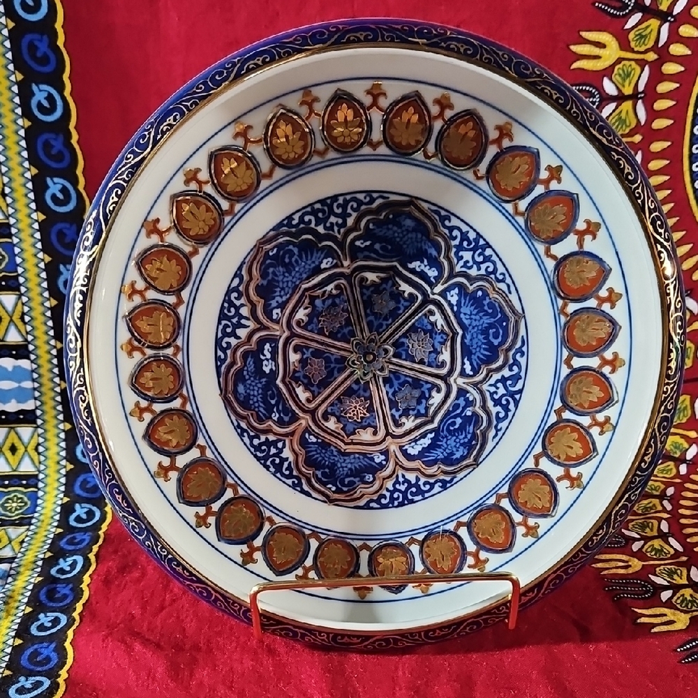 Vintage Gold Imari Hand Painted Japanese Porcelain Plate/Bowl Blue Gold
